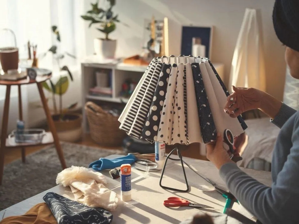 Jak zrobić abażur z tiulu - prosty sposób na wyjątkową dekorację