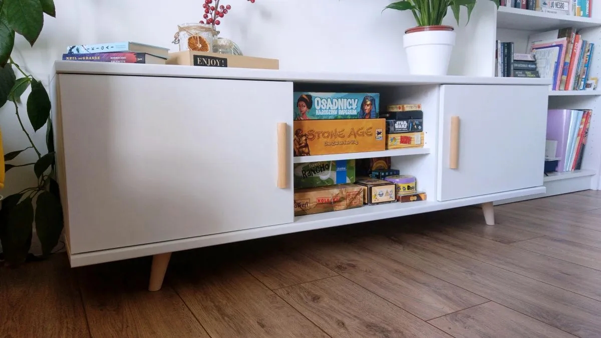 Jak zrobić szafkę pod telewizor – krok po kroku bez błędów