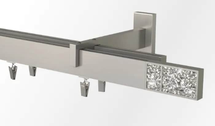 Karnisz do kuchni pojedynczy czy podwójny - co wybrać, by nie żałować?