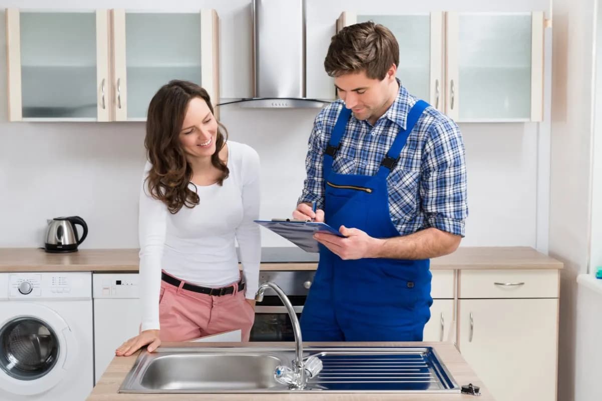 Ile kosztuje wymiana kranu? Sprawdź ceny i uniknij wysokich rachunków