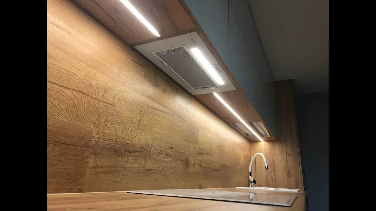 Jak zabudować okap w szafce - uniknij błędów podczas montażu