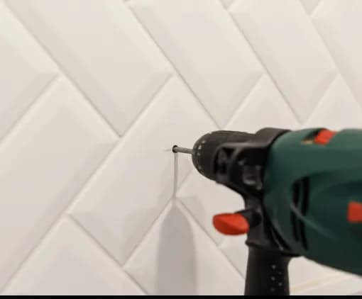 Jakie wiertło do kafelek wybrać, by uniknąć uszkodzeń płytek?